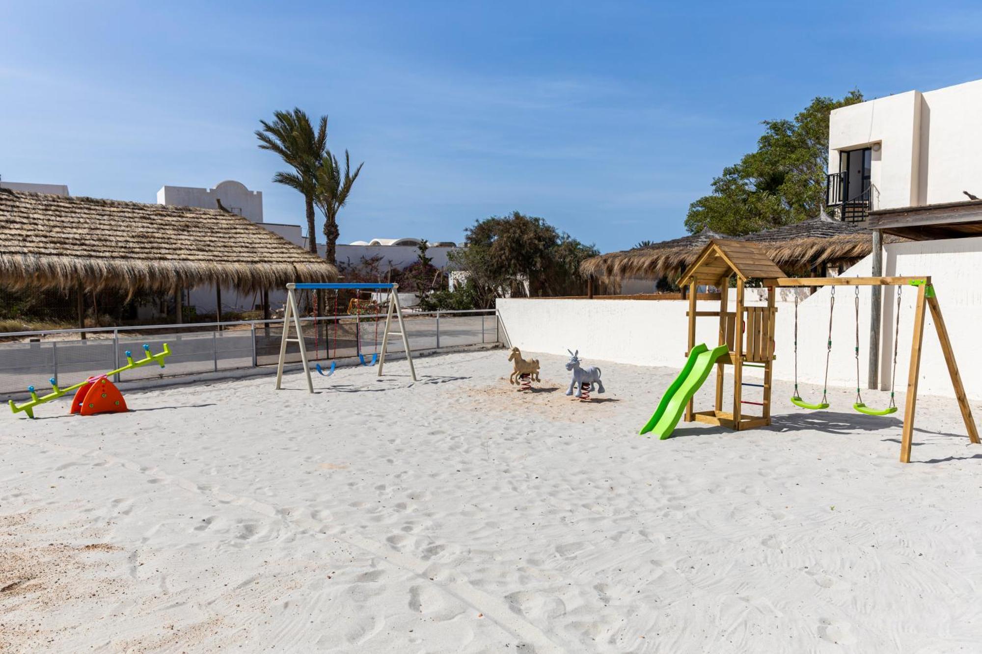 Le Petit Palais Djerba & Spa Houmt El Souk Exterior foto